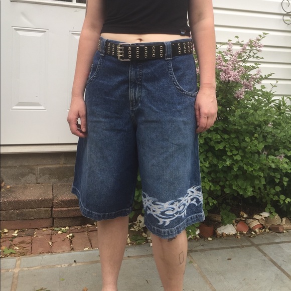 **SOLD** JNCO tribal shorts - Picture 5 of 5